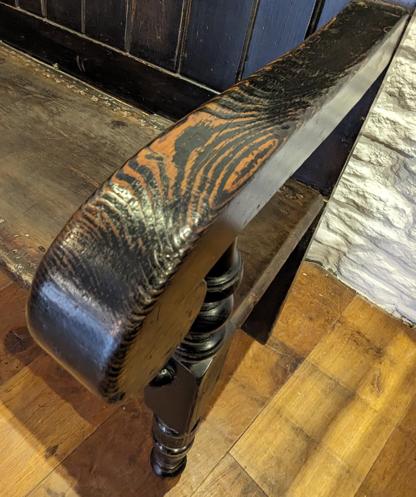 Victorian Tavern Bench